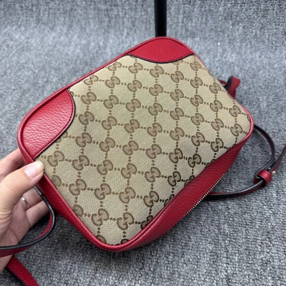 GUCCI Bree Leather Shoulder Bag 535-081525 - Picture 3 of 11